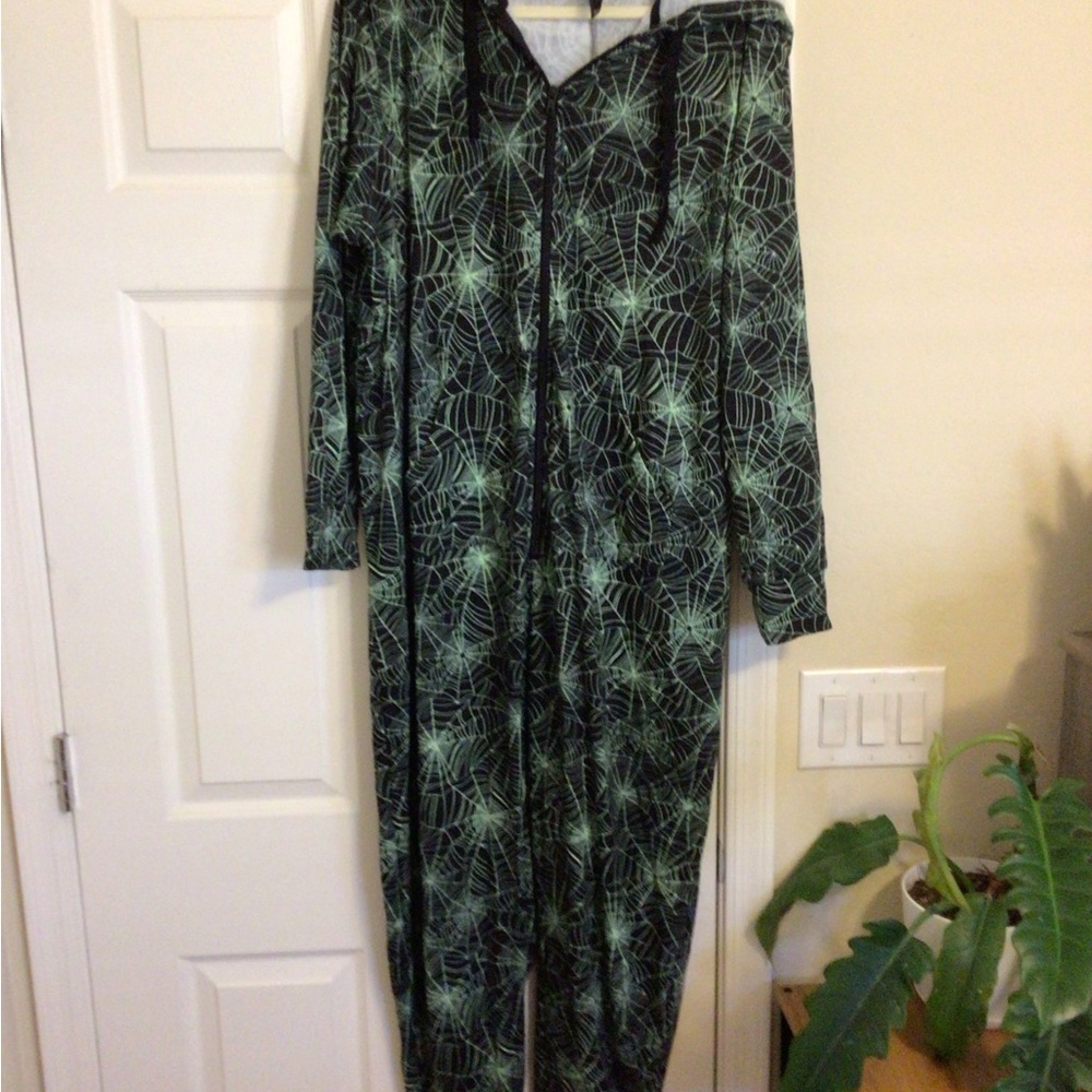 Torrid HALLOWEEN Onsie
